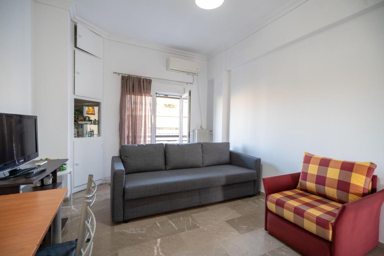 Dimotiko Theatro Metro St. 1 Bedroom 4 Pers. Flat Piräus Exterior foto