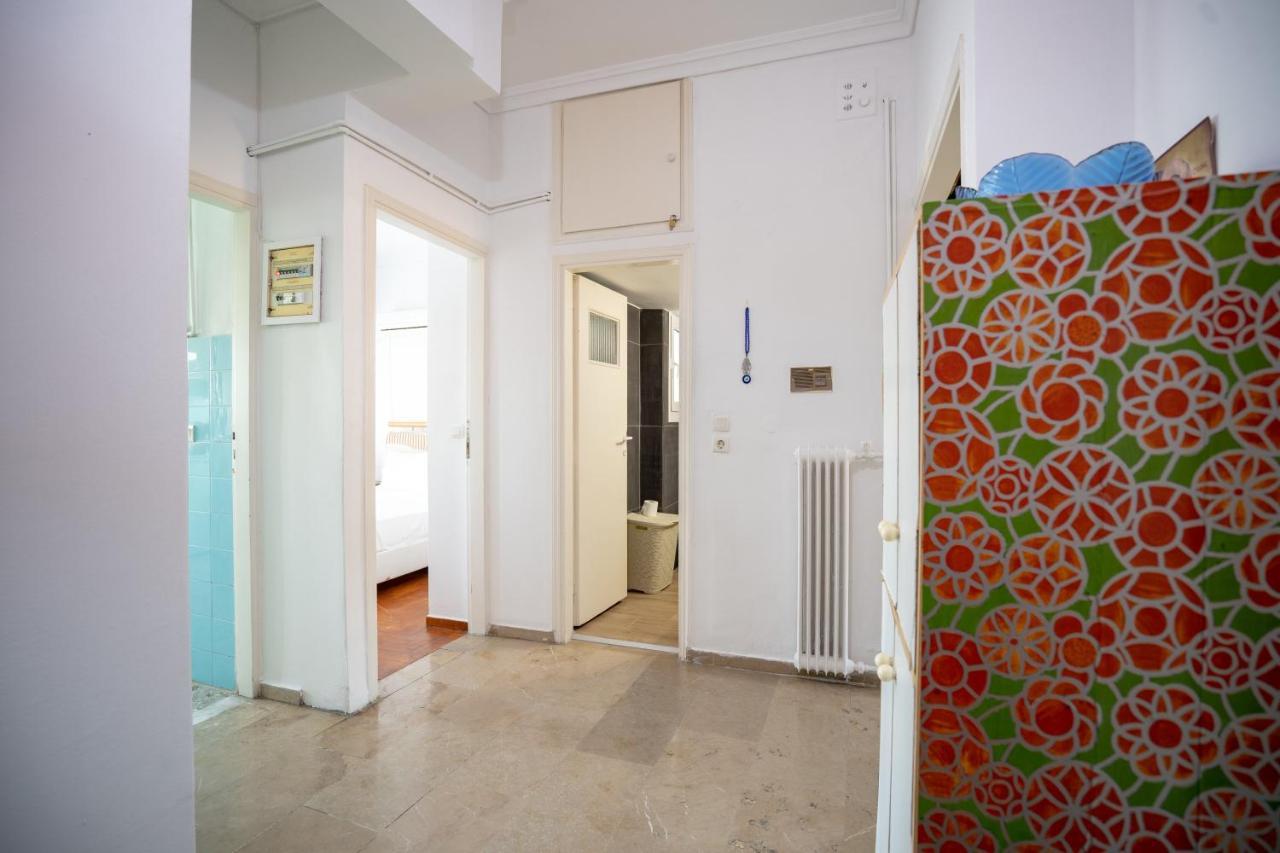 Dimotiko Theatro Metro St. 1 Bedroom 4 Pers. Flat Piräus Exterior foto